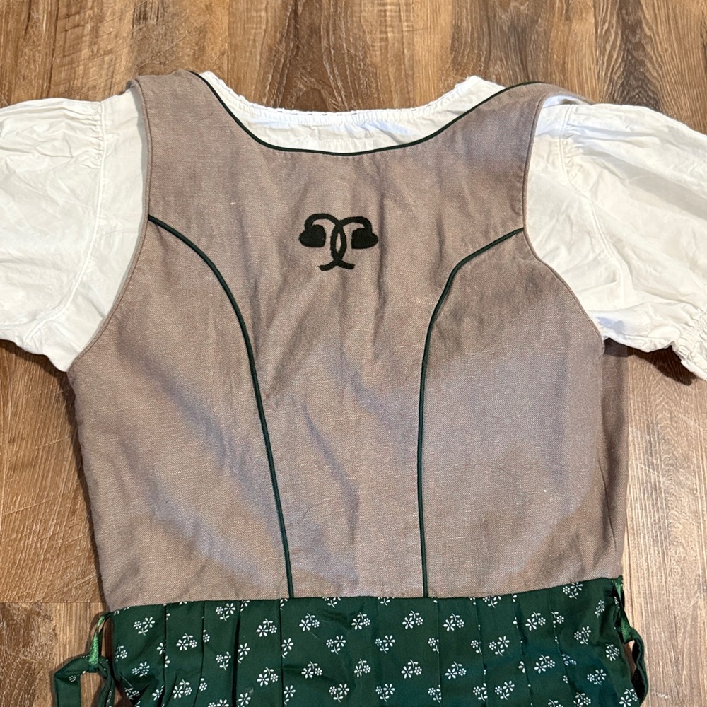 Traditional Green and Brown Dirndl Dress - Picture 8 of 10